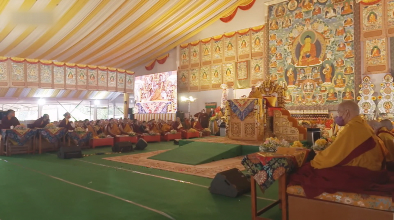 인도 불교계 ‘달라이라마 건강 기원’ 대법회